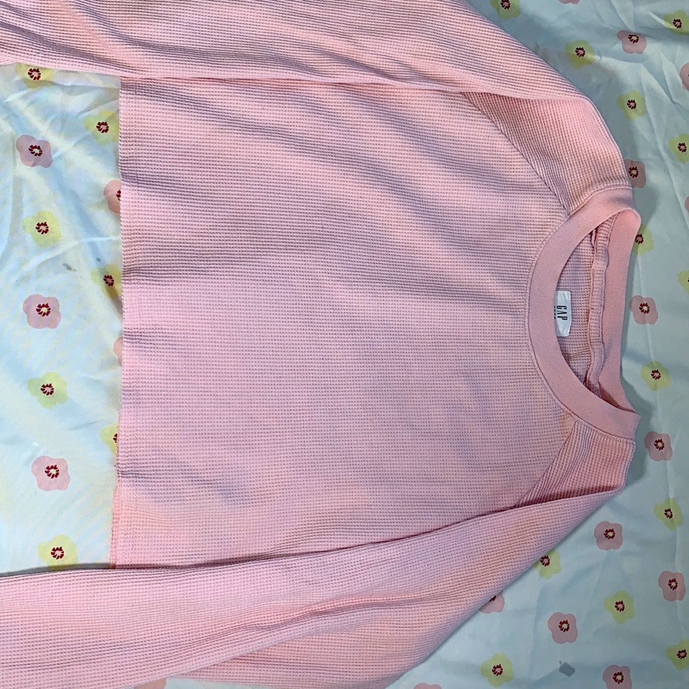 My little sisters top, super cute, cropped and very trendy